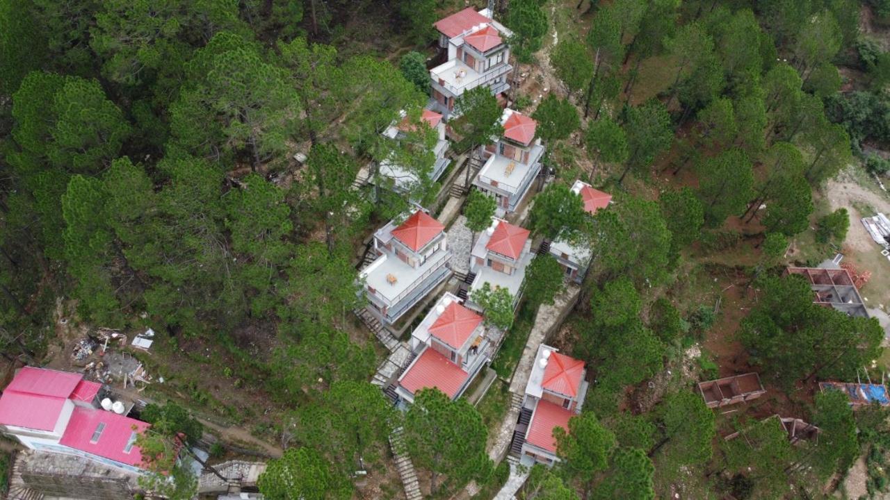 Blusalzz Escapade Resort Лансдаун Екстер'єр фото