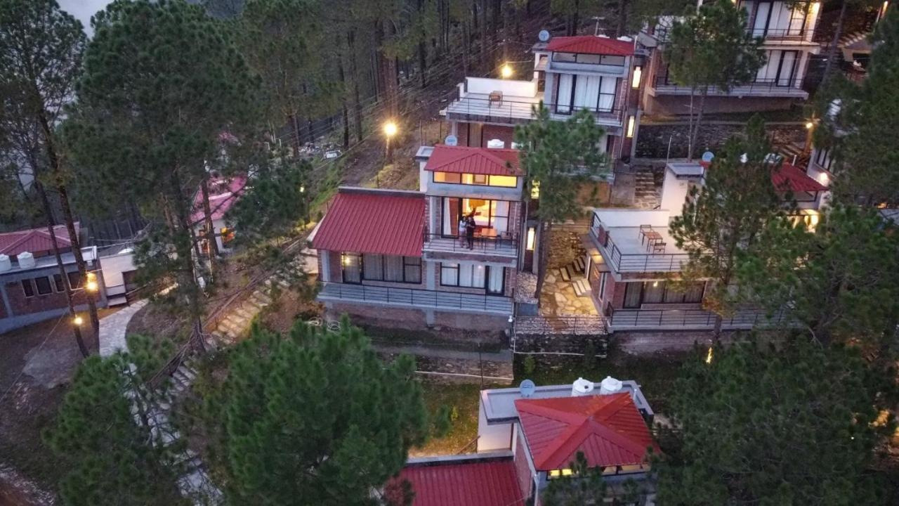 Blusalzz Escapade Resort Лансдаун Екстер'єр фото
